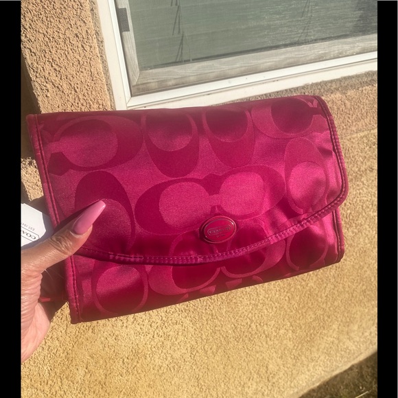 COACH Fusia Make up organizer, NWT